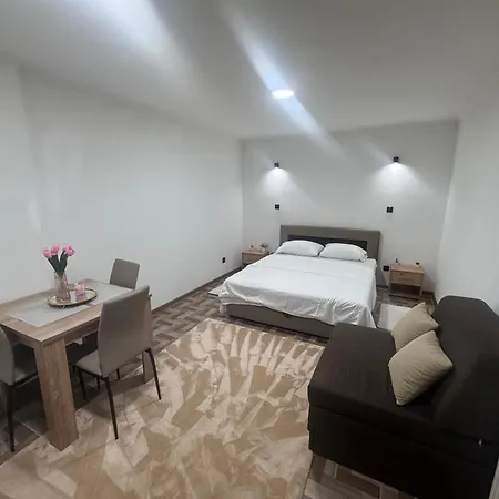 Kaljevic Apartamento *